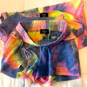 VICI lightweight lounge set